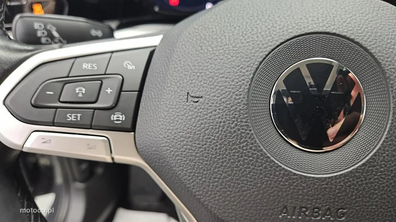 Volkswagen Golf VIII 16