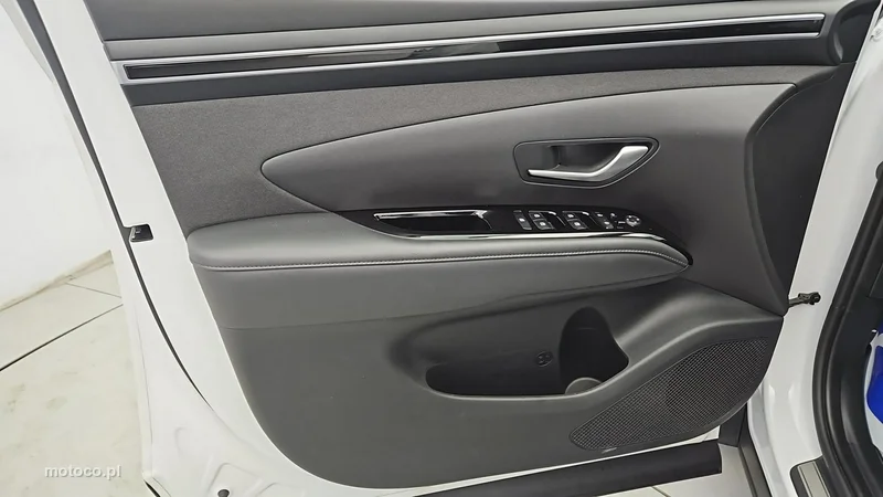 Hyundai TUCSON 10