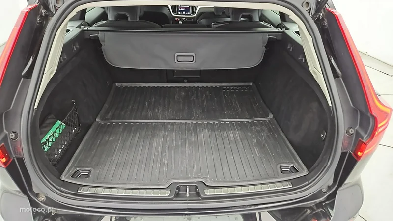 Volvo V60 22
