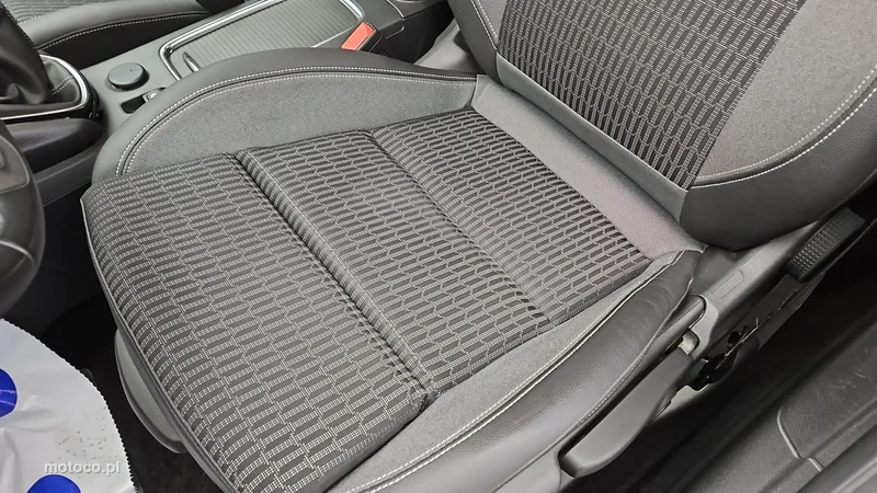 Opel Astra K 12