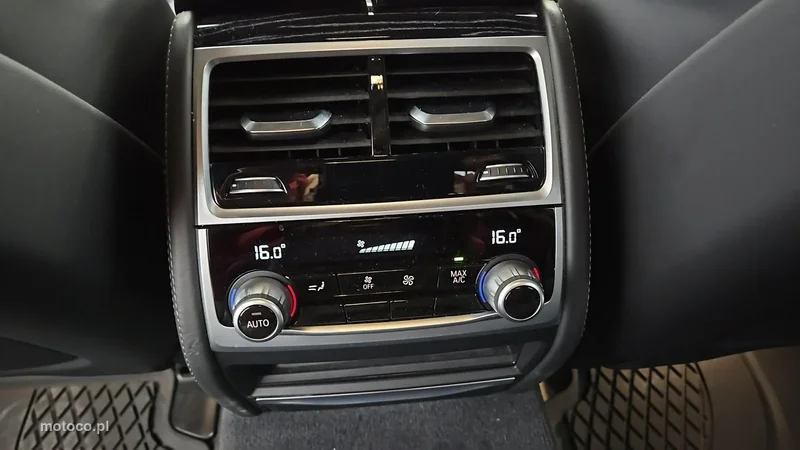 BMW Seria 7 G11 745 25