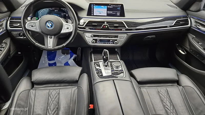 BMW Seria 7 G11 745 13