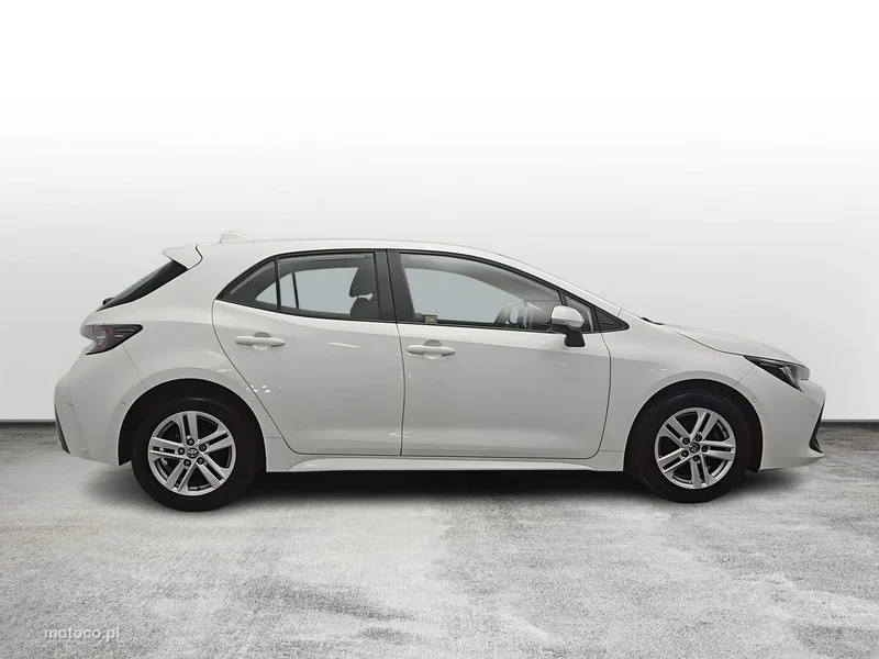 Toyota Corolla E210 6