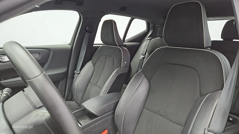 Volvo XC 40 11