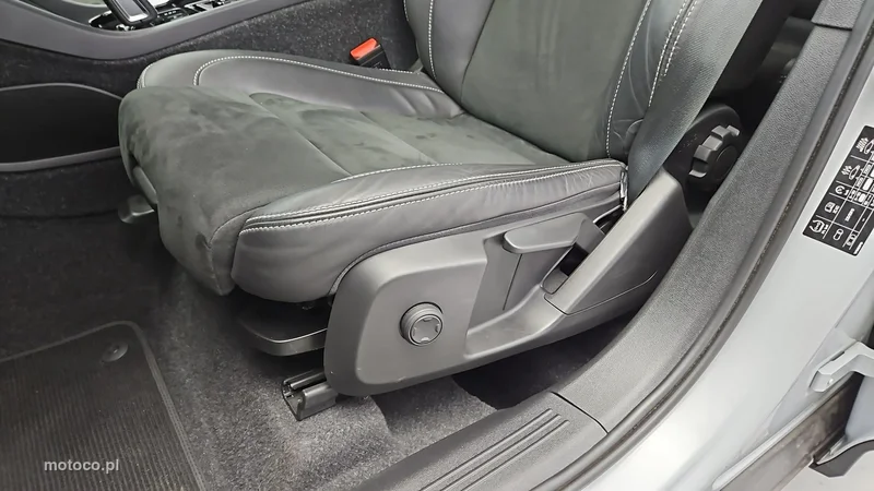 Volvo XC 40 12