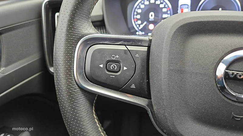 Volvo XC 40 16