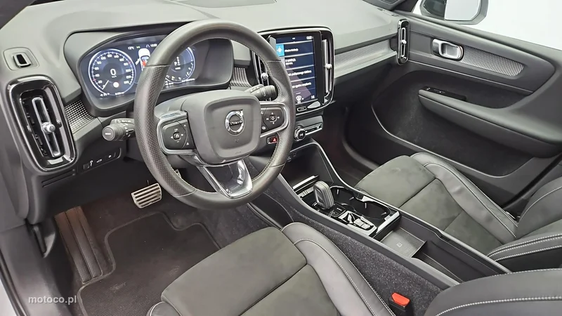 Volvo XC 40 9