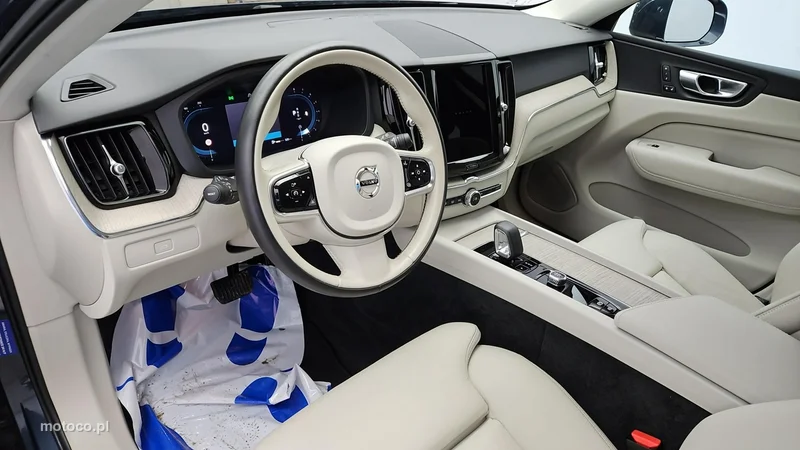 Volvo XC 60 9