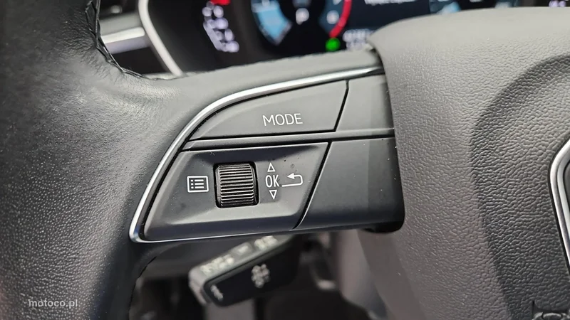 Audi Q3 F3 16