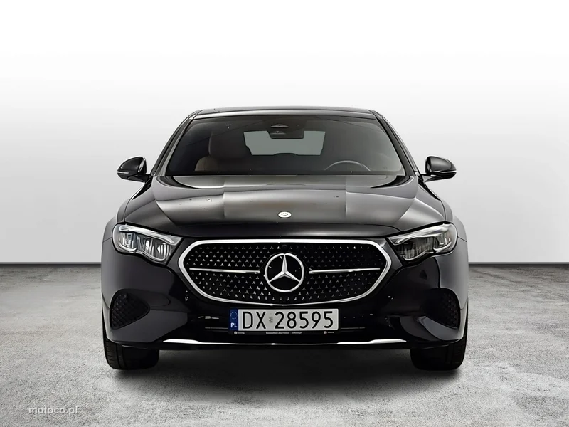 Mercedes-Benz Klasa E W214 E 300 8
