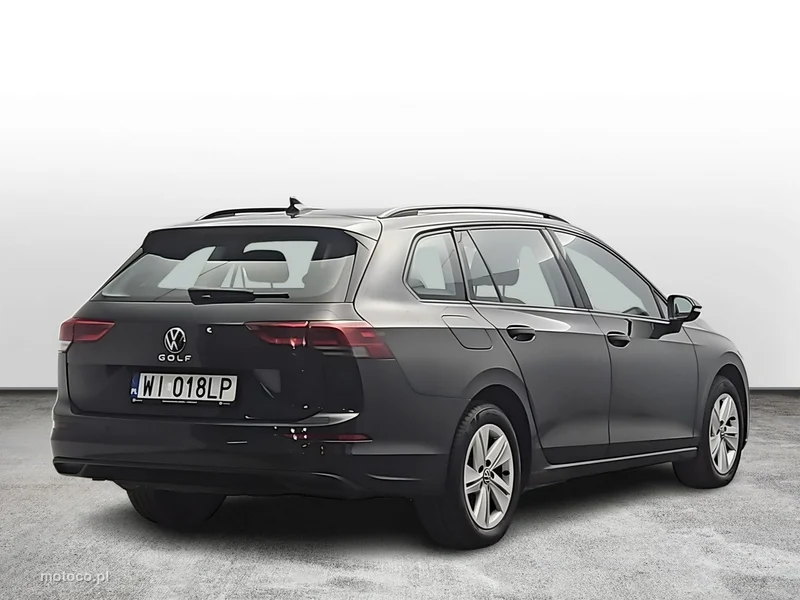Volkswagen Golf VIII 5