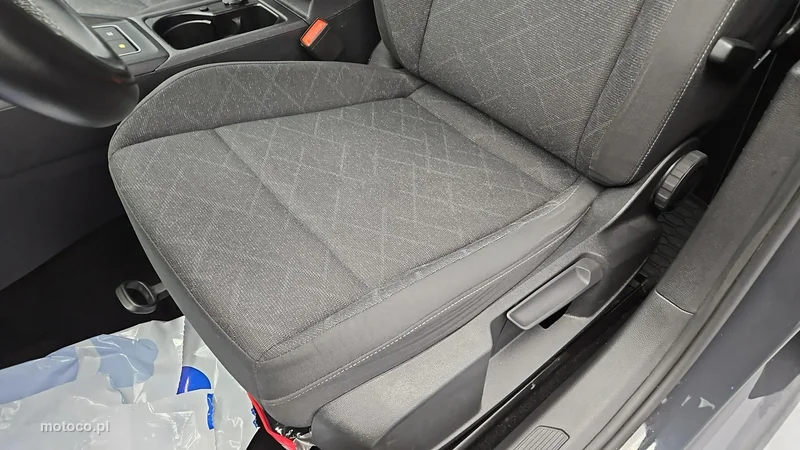 Volkswagen Golf VIII 12