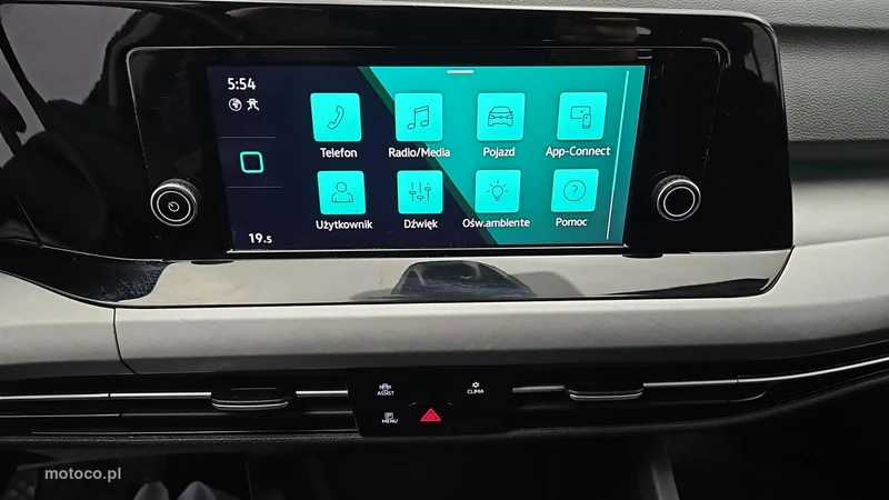 Volkswagen Golf VIII 20