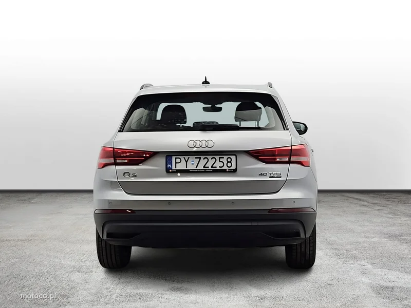 Audi Q3 F3 4