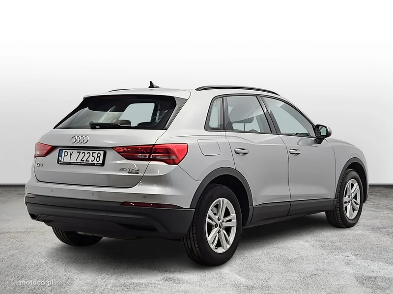 Audi Q3 F3 5