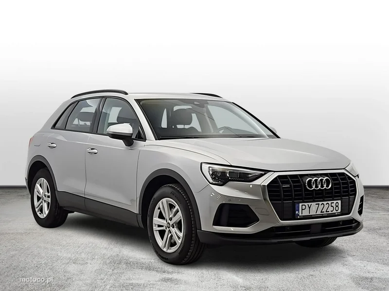 Audi Q3 F3 7