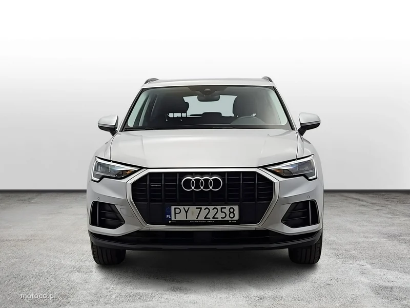Audi Q3 F3 8