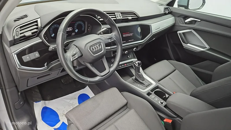 Audi Q3 F3 9