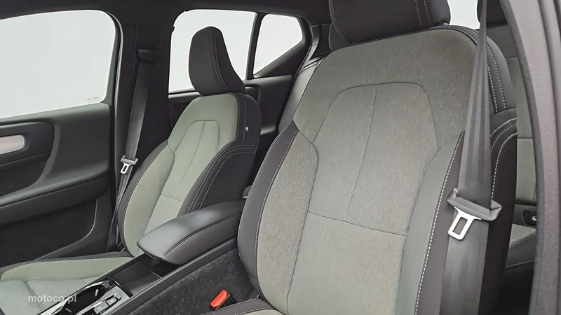 Volvo XC 40 11