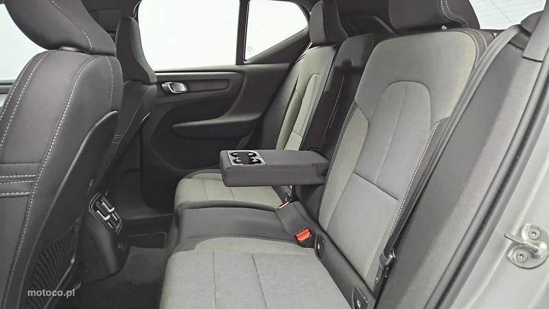 Volvo XC 40 23