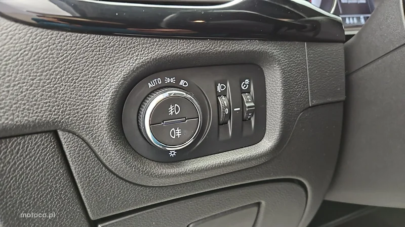 Opel Astra L 17