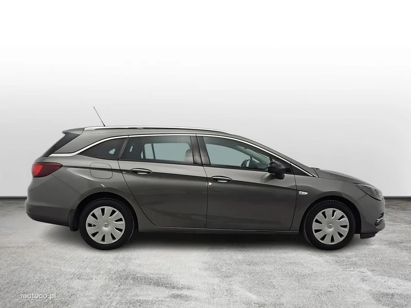 Opel Astra L 6