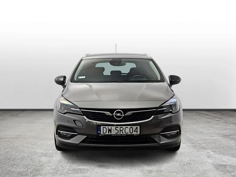 Opel Astra L 8