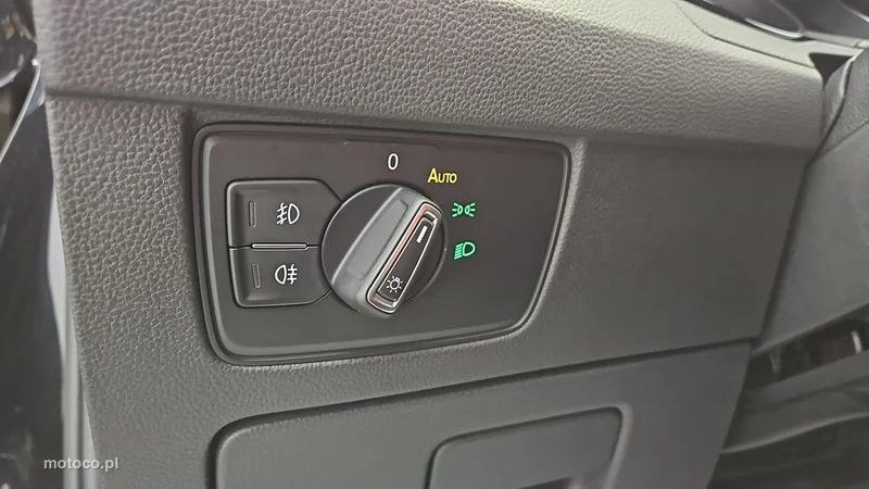 Volkswagen Passat Variant B8 17