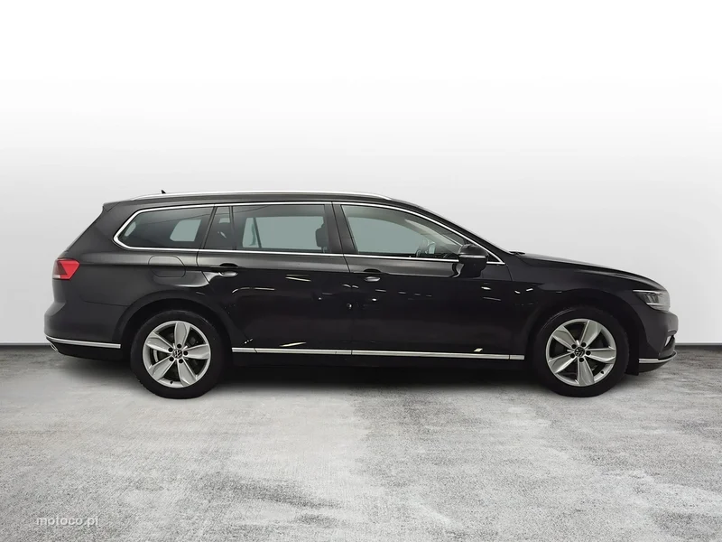 Volkswagen Passat Variant B8 6