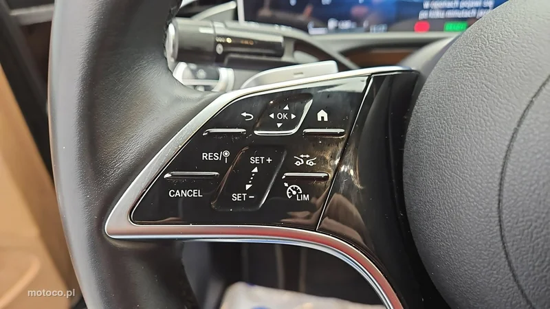 Mercedes-Benz Klasa E W214 E 300 16