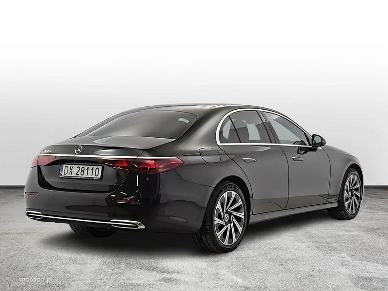 Mercedes-Benz Klasa E W214 E 300 5