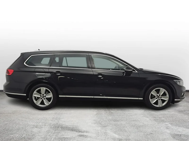Volkswagen Passat Variant B9 6