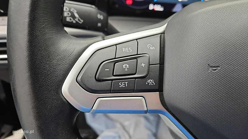 Volkswagen Golf VIII 16