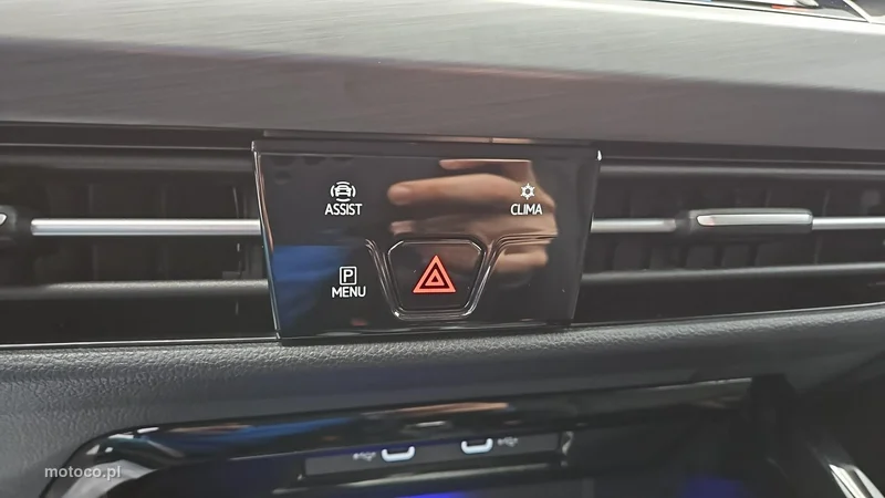Volkswagen Golf VIII 19