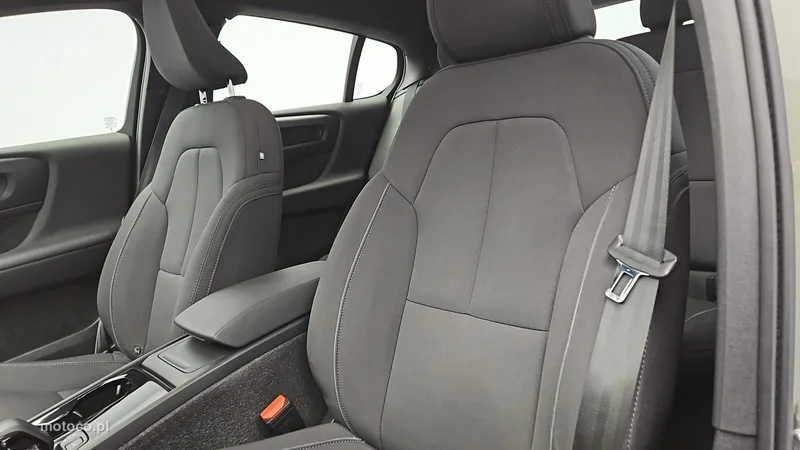 Volvo C40 11