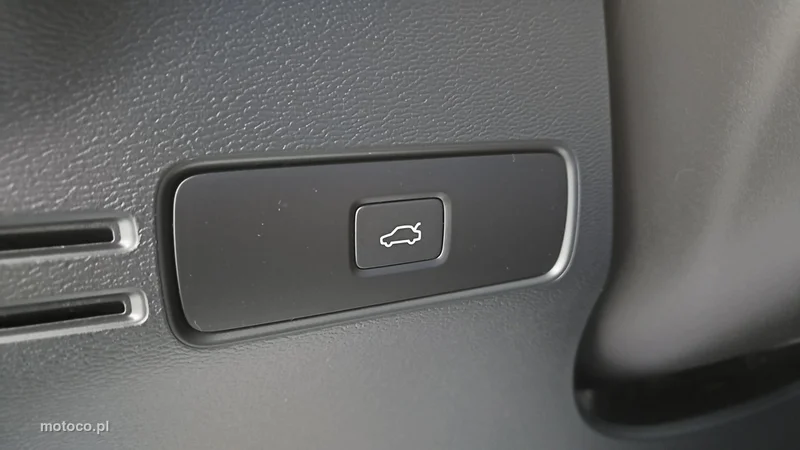 Volvo C40 17
