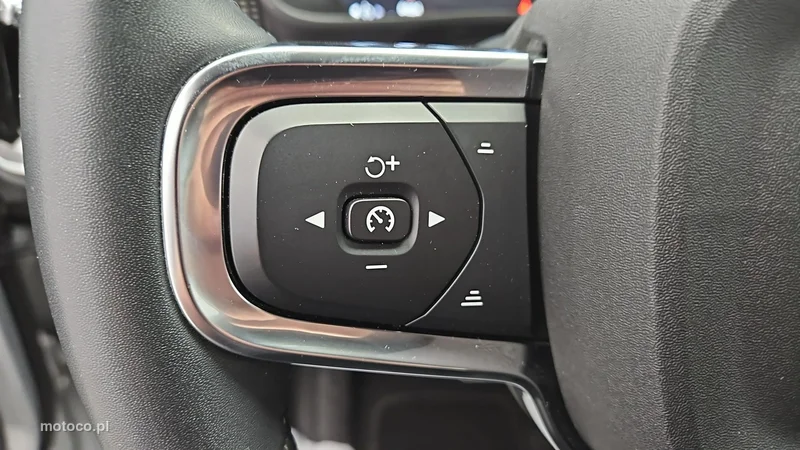 Volvo XC 40 16