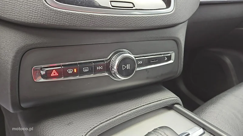Volvo XC 90 19