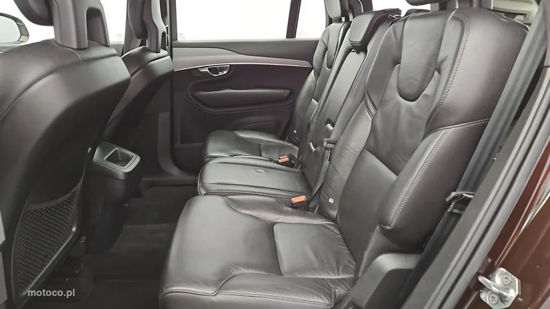 Volvo XC 90 21