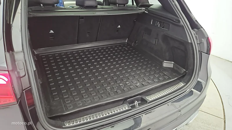 Mercedes-Benz GLC X254 200 22
