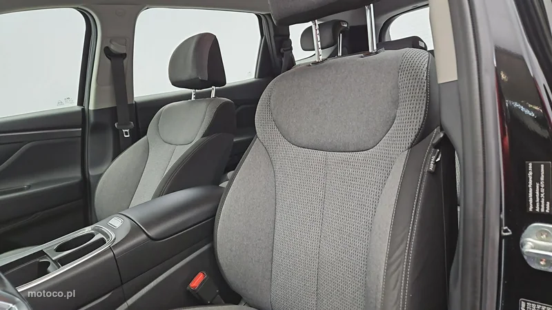 Hyundai SANTA FE 11