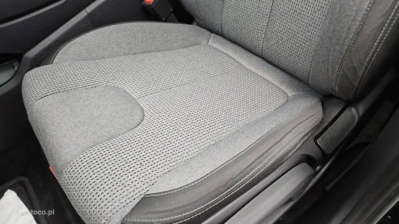 Hyundai SANTA FE 12