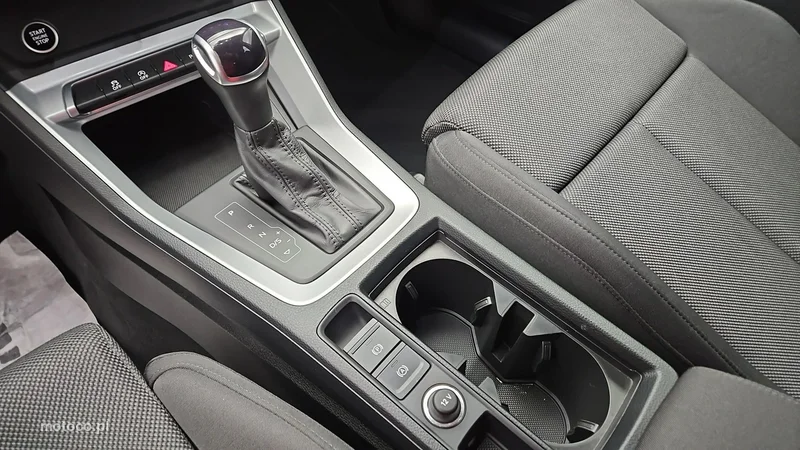 Audi Q3 F3 18