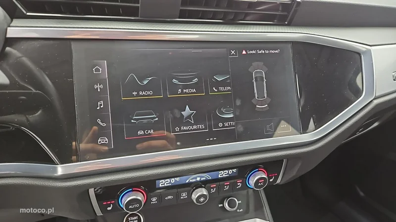 Audi Q3 F3 22