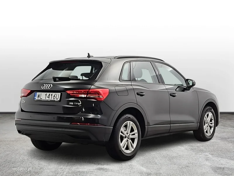 Audi Q3 F3 5