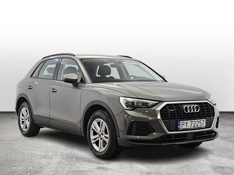 Audi Q3 F3 7