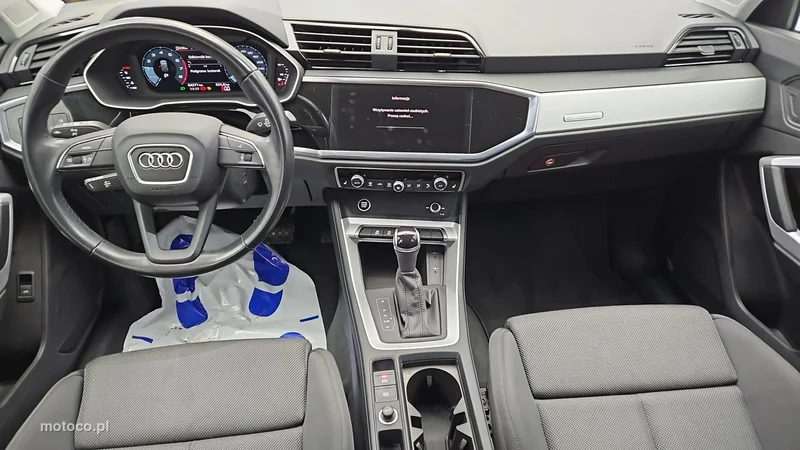 Audi Q3 F3 13