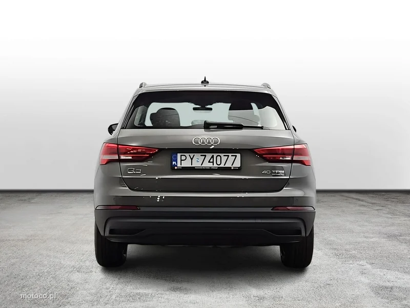 Audi Q3 F3 4