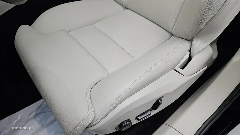 Volvo XC 60 12