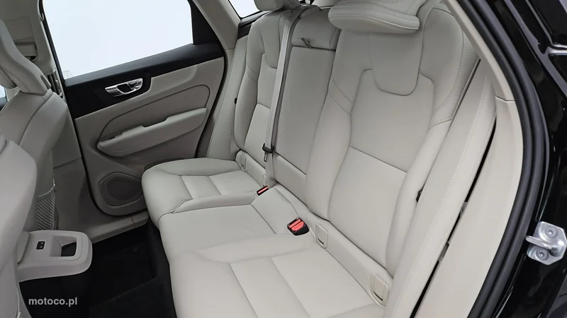 Volvo XC 60 22
